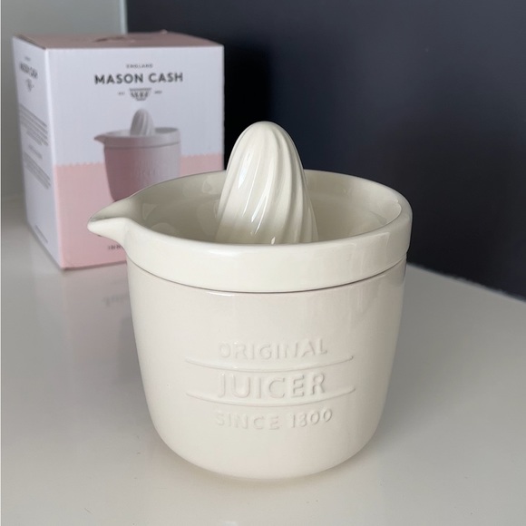 Ceramic Juicer - Picture 2 of 5